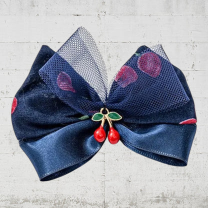 さくらんぼバレッタ