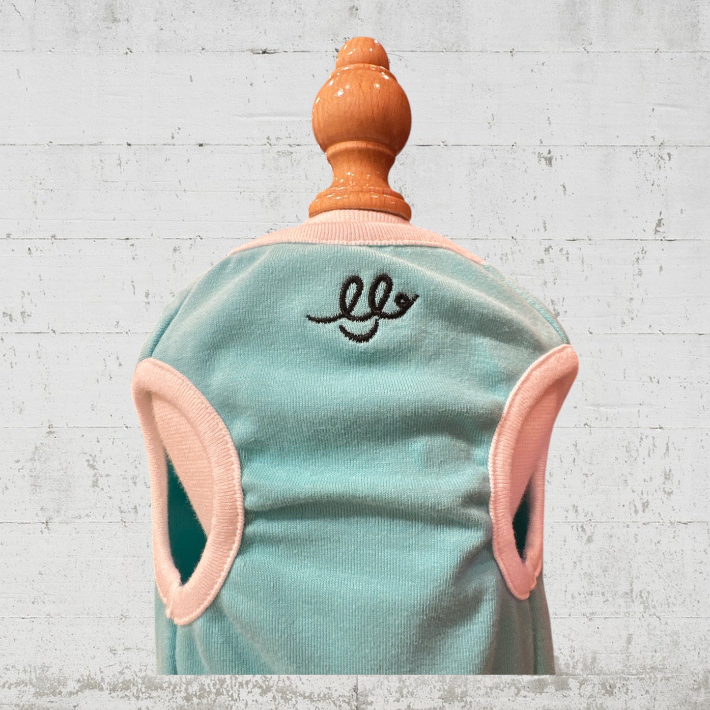 スニファニーシャンパンタンク