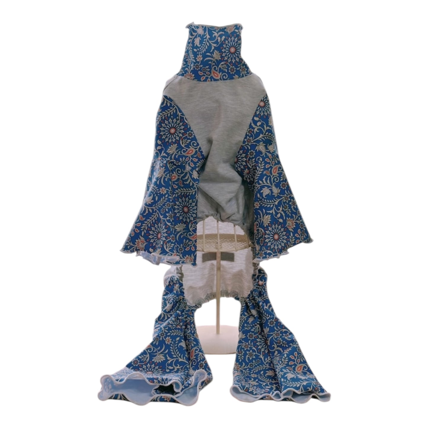 オリエンタルブルー