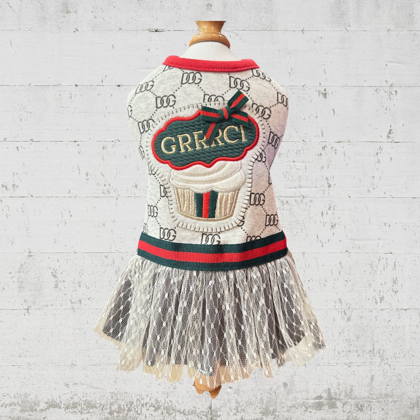 グルルッチカップケーキレースドレス